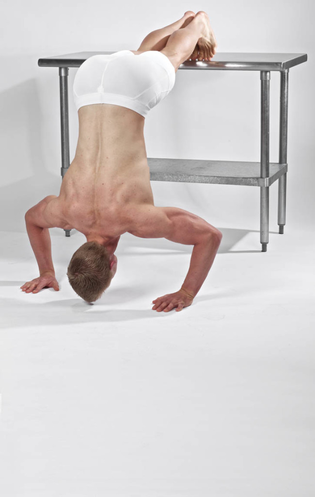 hand-stand-push-up---legs-on-box